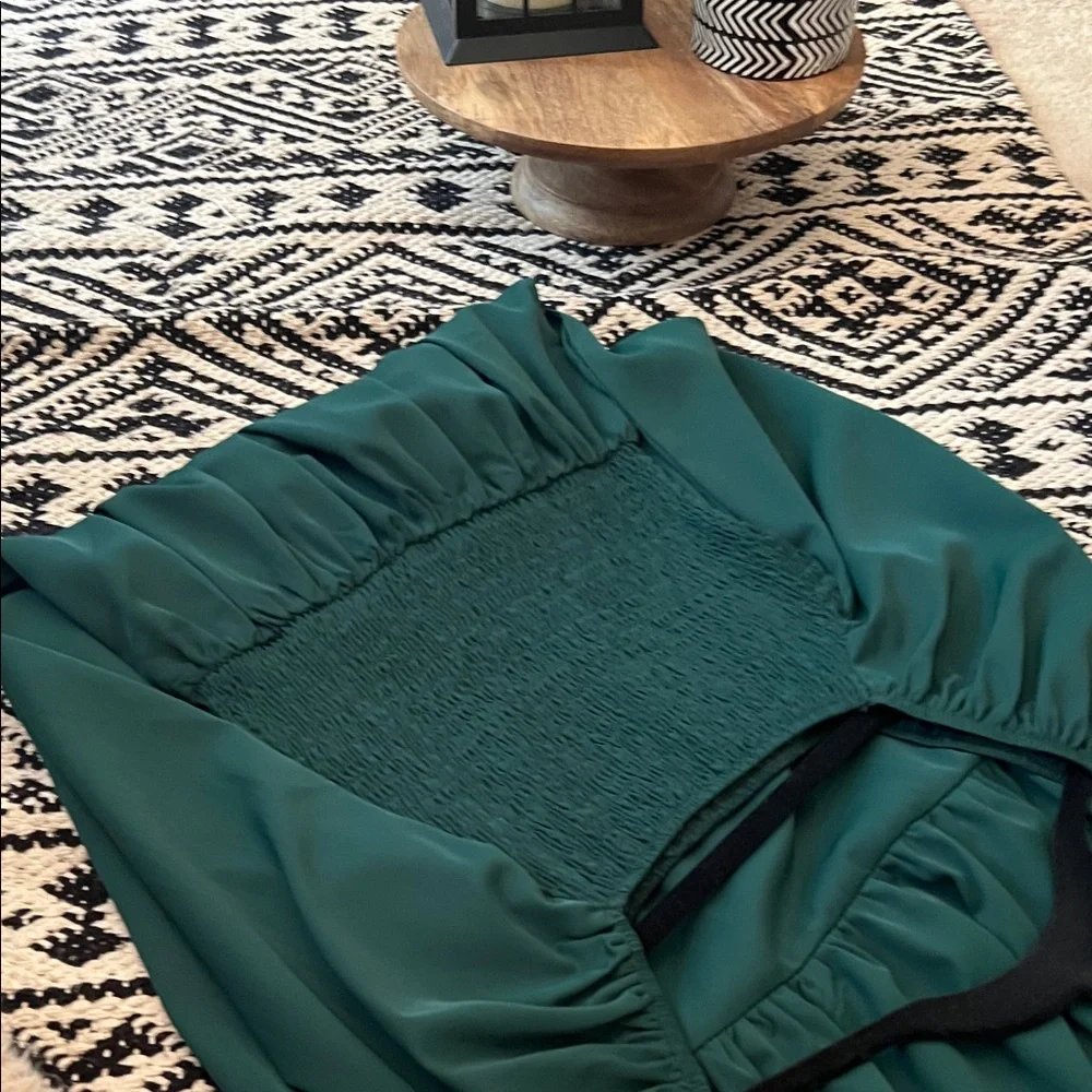 Chic Long Sleeve Forest Green Dress - Picture 3 of 4